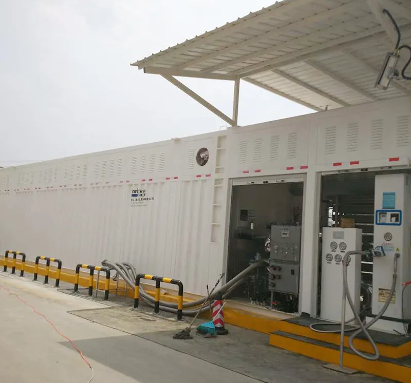 LNG filling station