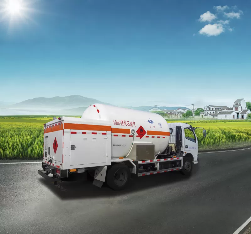 LPG/Propane Bobtail Truck with Pump & Metering System